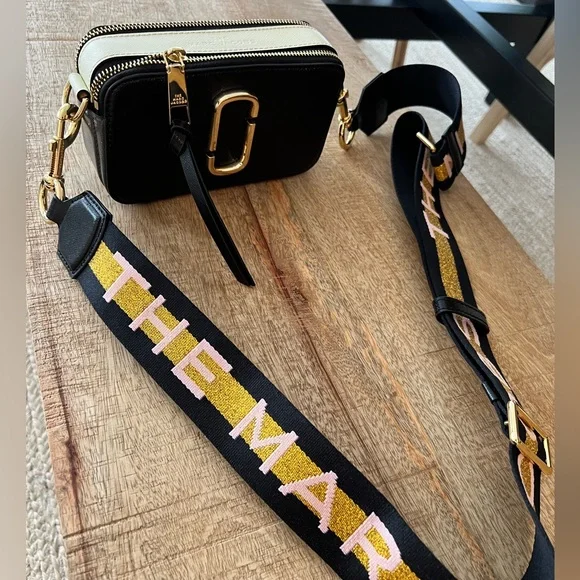 Marc Jacobs Snap Shot Camera Bag - Picture 3 of 8